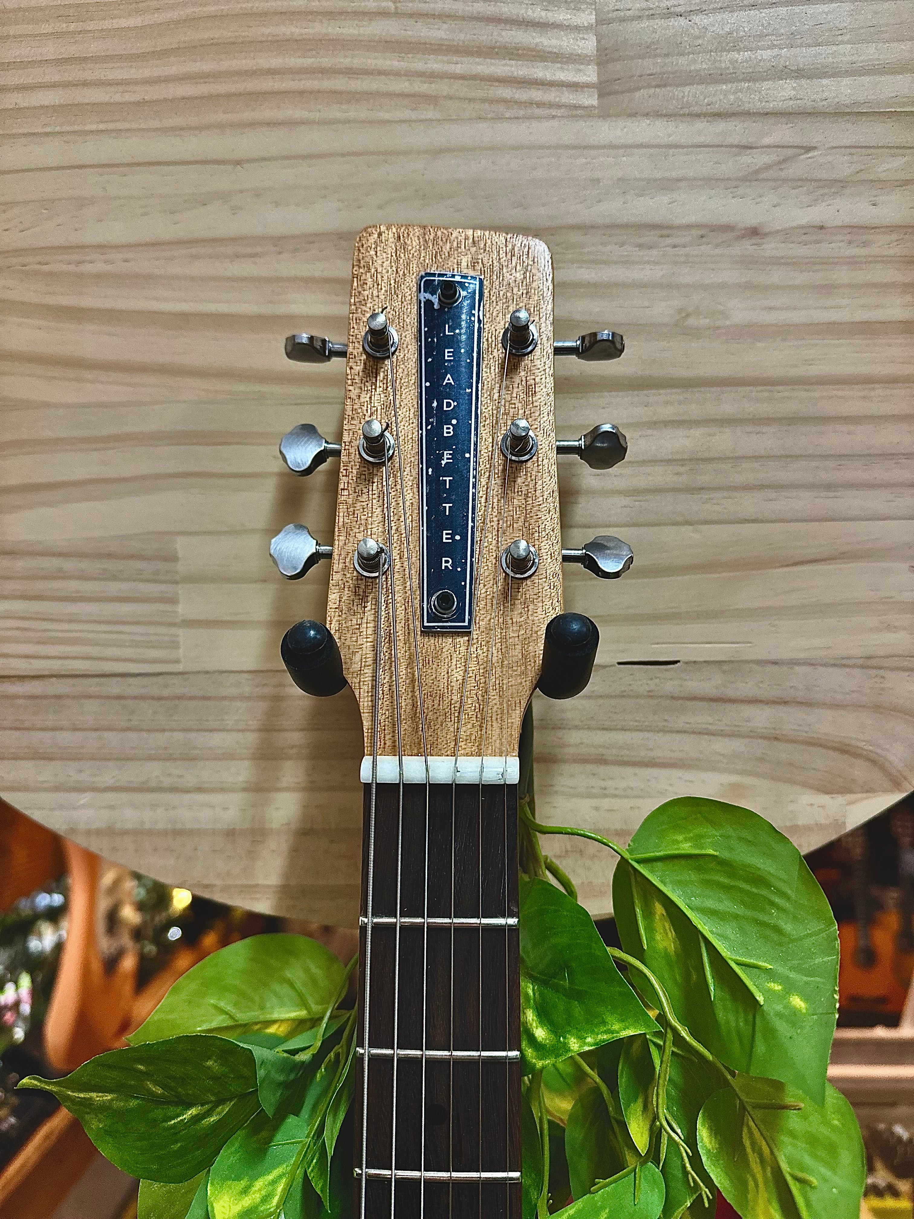Leadbetter | Starfu#%er | 2025 Custom Shop Edition | Seymour Duncan Pearly Gates | Voyager Sparkle Relic Leadbetter | Starfu#%er | 2025 Custom Shop Edition | Seymour Duncan Pearly Gates | Voyager Sparkle Relic